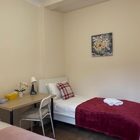 Lovely Private Rooms In Camden, Central Londra Exterior foto