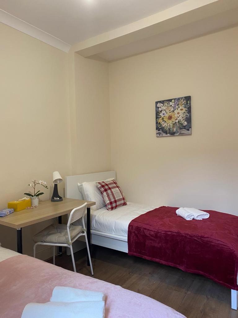 Lovely Private Rooms In Camden, Central Londra Exterior foto